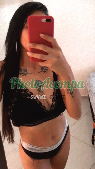 Vitória, escort em Franca