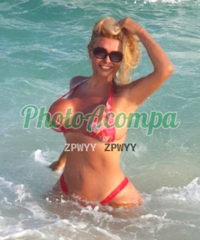 Agatha Motta, travesti em Jacarepaguá (RJ)