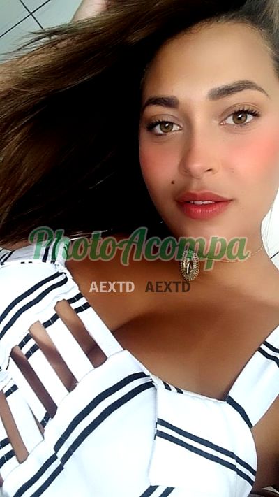 Mel, garota de programa em Porto Ferreira