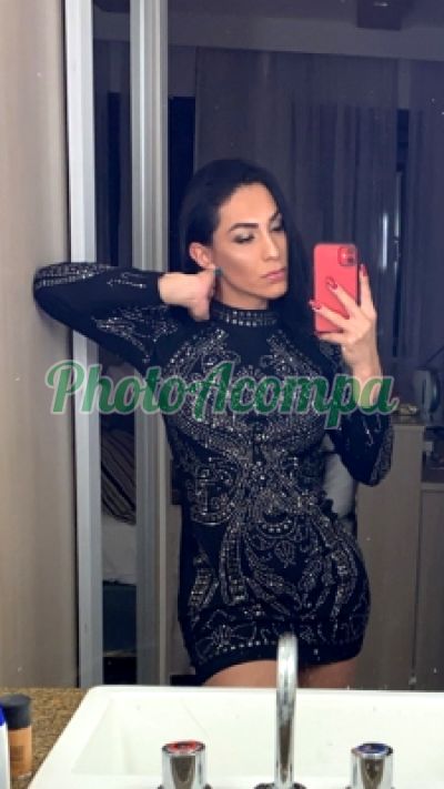 Bella Pacheco, travesti em Santos