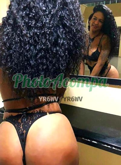 Tayná, travesti em Guarulhos