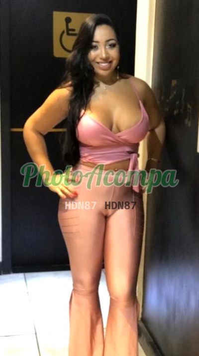 Carol Mansur, escort em Abreulândia