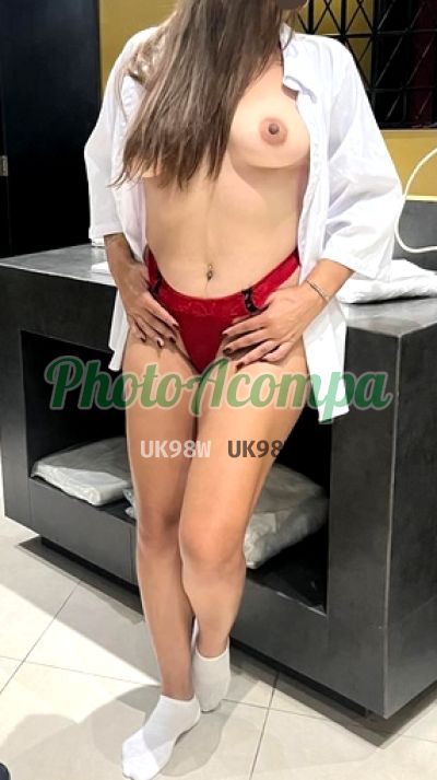 Luísa, garota de programa em Curitiba