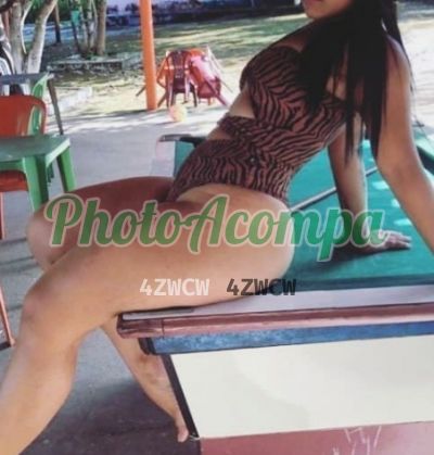 Juh, escort em Carapicuíba