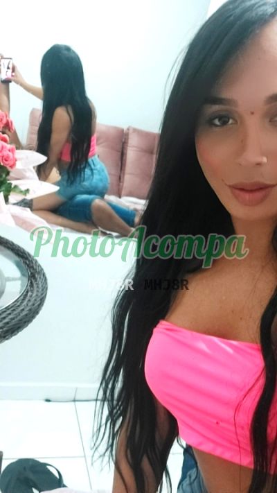 Nicolly, transex em Goiânia