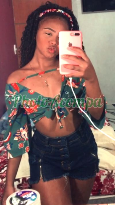 Letícia, acompanhante em Manaus