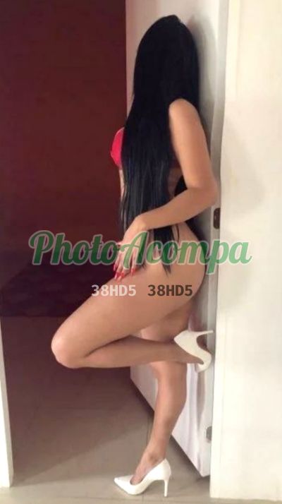Larissa, acompanhante no Guarujá