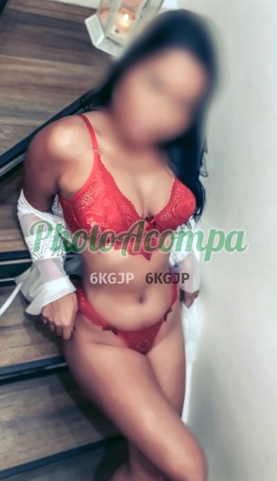 Carolina, garota de programa na Barra da Tijuca (RJ)