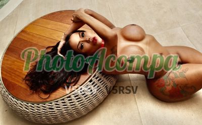Bianca Ferraz, travesti na Barra da Tijuca (RJ)