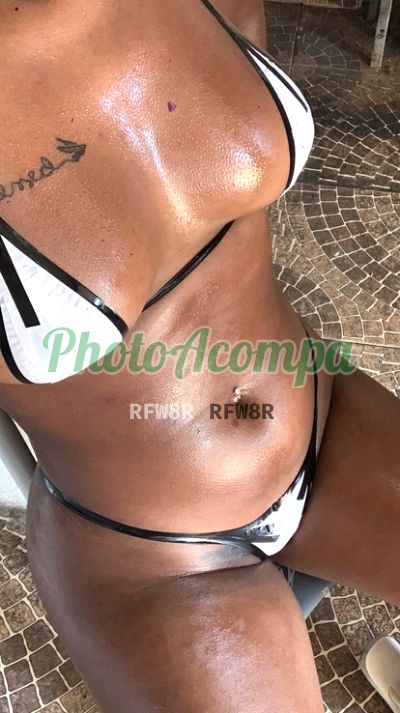 Cacau, garota de programa no Rio de Janeiro