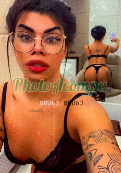 Jaqueline, travesti no Centro (SP)