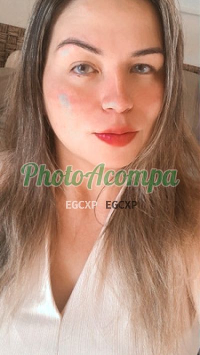 Karen, garota de programa no Guarujá