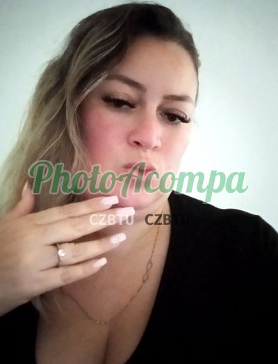 Cíntia, garota de programa em Porto Alegre