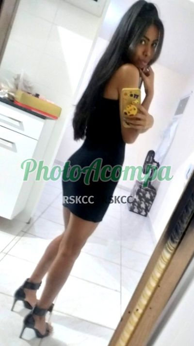 Samira, acompanhante em Cosmópolis