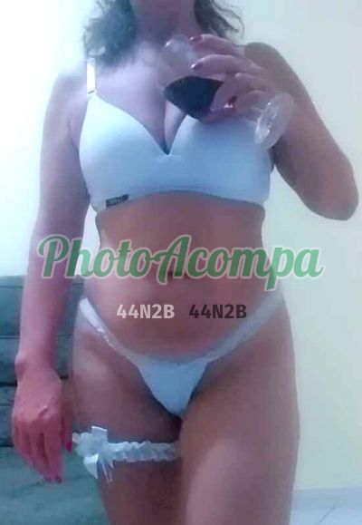 Raquel (13) 98854-3964, escort em Praia Grande