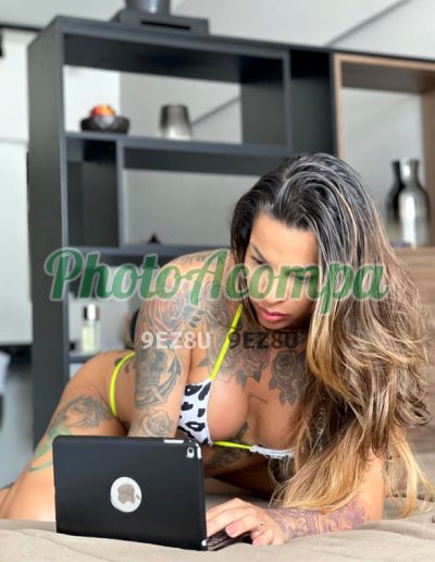 Adrielly Santis, travesti em Porto Alegre
