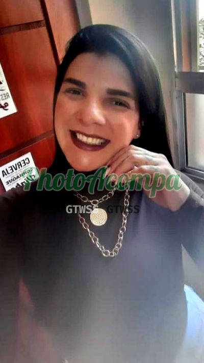 Vivi, garota de programa em Praia Grande