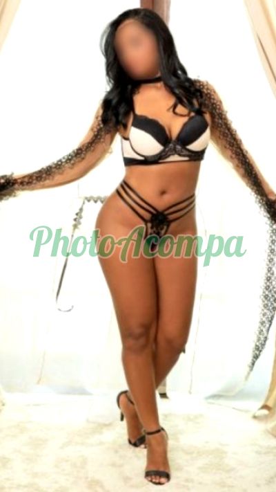 Lizzi, acompanhante em Suzano