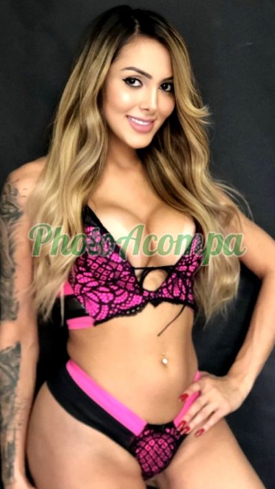 Bárbara, travesti em Monte Carmelo