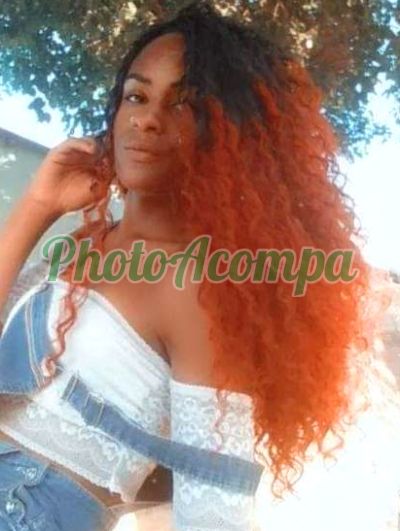 Rihana Souza, transex em Santos