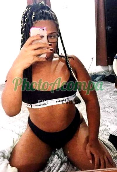 Emilly, trans no Guarujá