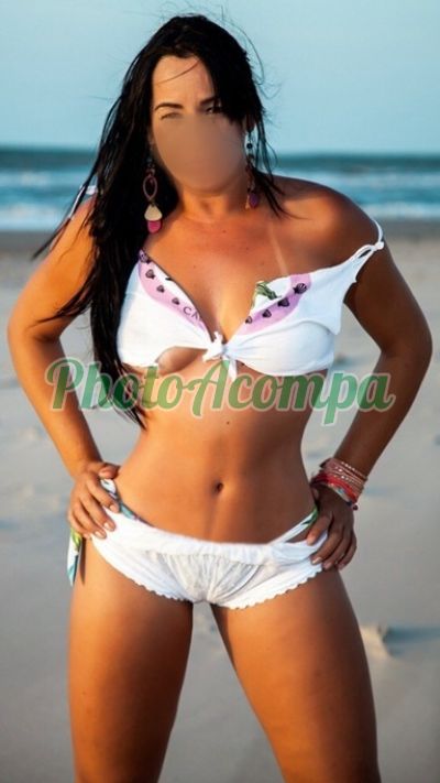 Nina Flores, acompanhante em Brasília