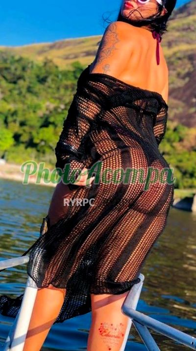 Júlia, acompanhante em Tatuí