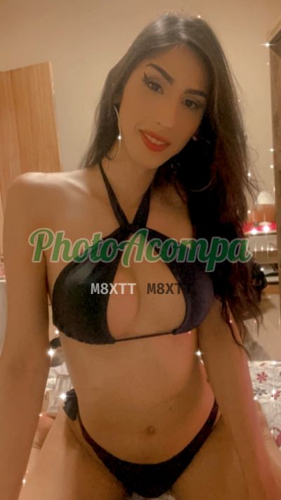 Mary, travesti na Liberdade (SP)
