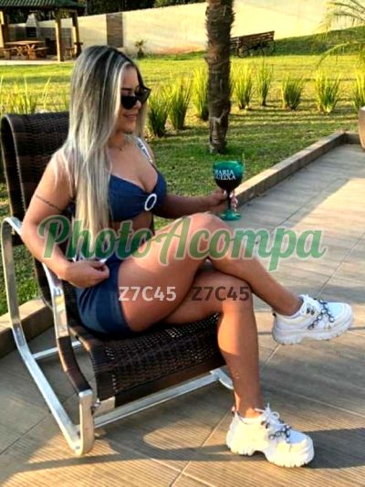 Carol Mattos, escort em Brasília