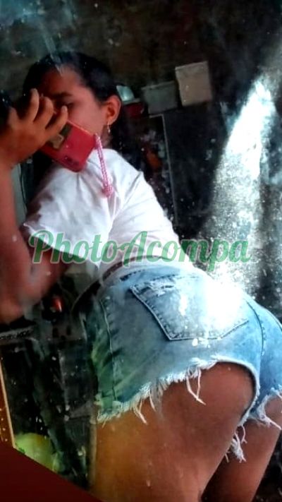 Grazzy, trans em Messejana (Fortaleza)