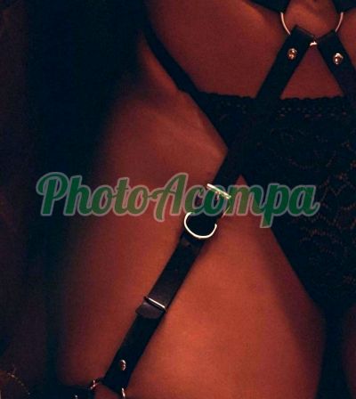 Lívia, acompanhante em São José dos Campos