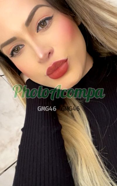 Júlia, acompanhante em Araras
