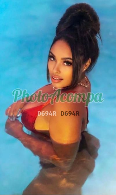 Gabi, garota de programa em Copacabana (RJ)