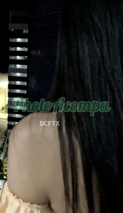 Pietra Barros, trans em Meireles (Fortaleza)