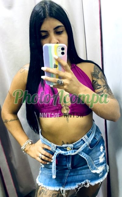 India, escort em Bertioga