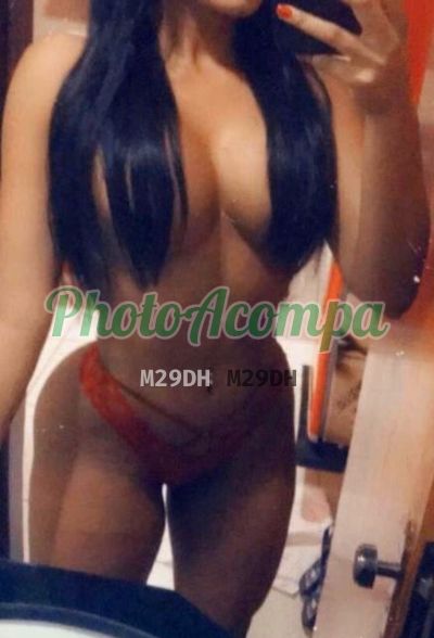 Vitória, escort em Bauru
