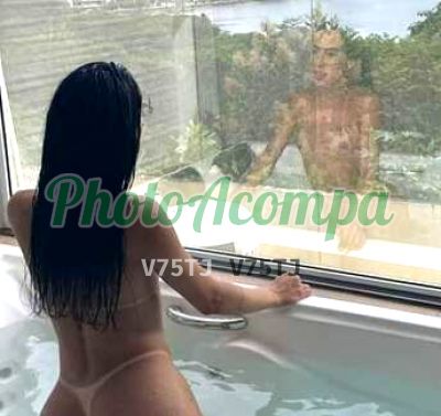 Clara Prado, trans no Centro (RJ)