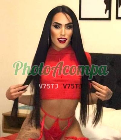 Clara Prado, travesti no Centro (RJ)