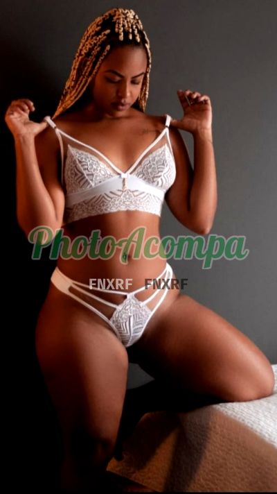 Emanuelly, garota de programa em Taboão da Serra