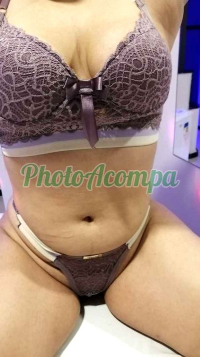 Ágata, Acompanhante em Aracaju