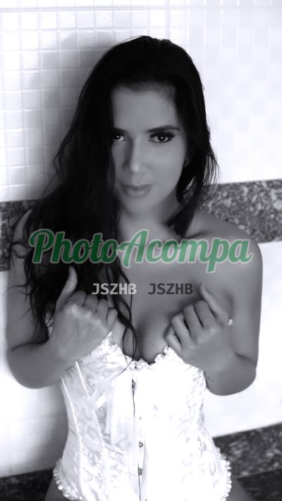 Carla, acompanhante em Manaus