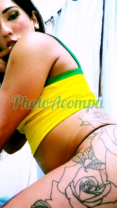 Flávia Tolledo, travesti em Guaratingueta