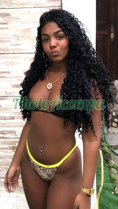 Ana Caroline, garota de programa em Praia Grande