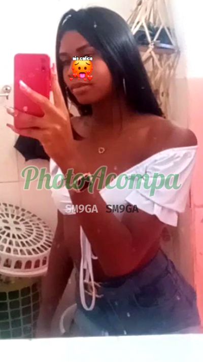 áylla, travesti em Bonsucesso (RJ)