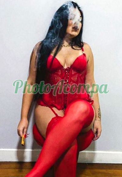 Júlia, garota de programa em Taboão da Serra