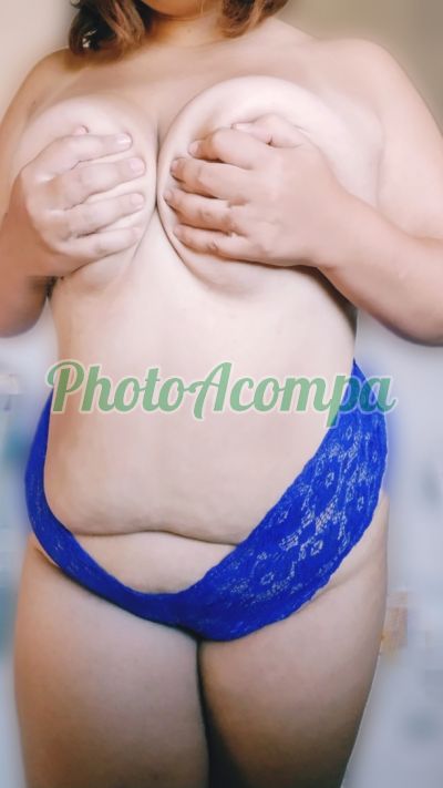 Cloe, Garota de programa em Guarapari