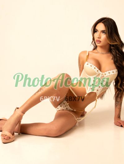 Ana Kiara, transex em Bela Vista (SP)