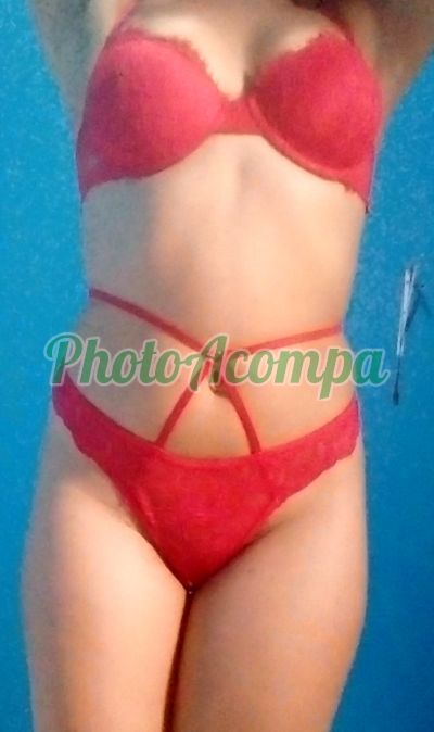 Débora, garota de programa em Simões Filho