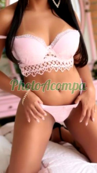 Lívia, escort em Limeira