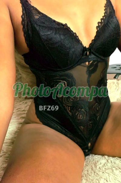 Natália, escort no Guarujá